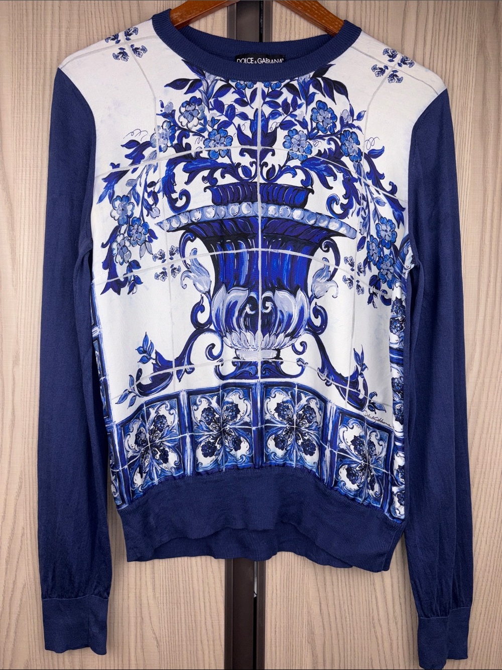 Authentic Dolce & Gabbana Majolica Print Silk Sweater ~ in Blue & White